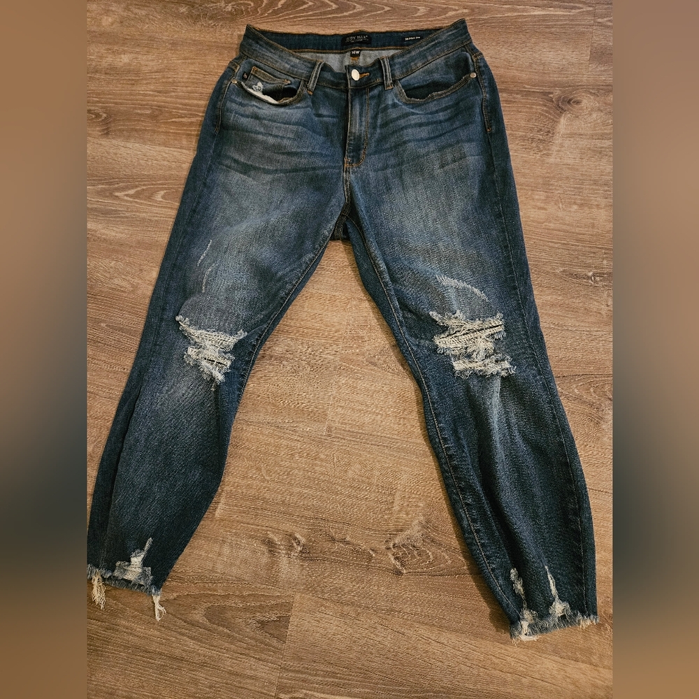 Judy Blue Distressed Skinny Jeans - Dark Blue